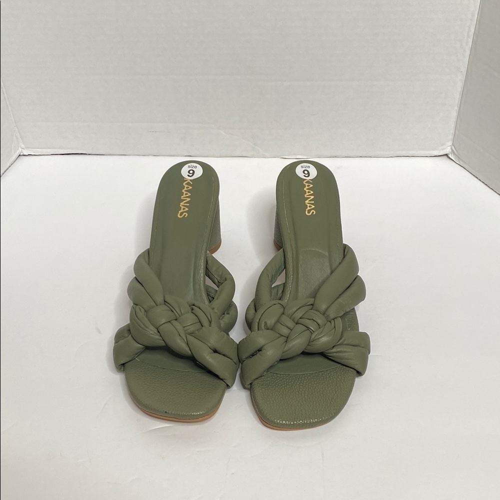 Kaanas Green Slide Sandals with Braided Detail Size 9